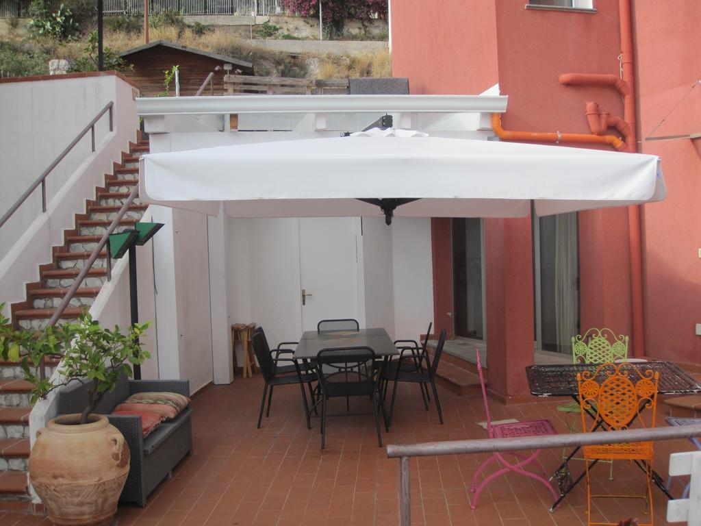 Bnb Casa Rossa Monreale Exteriör bild