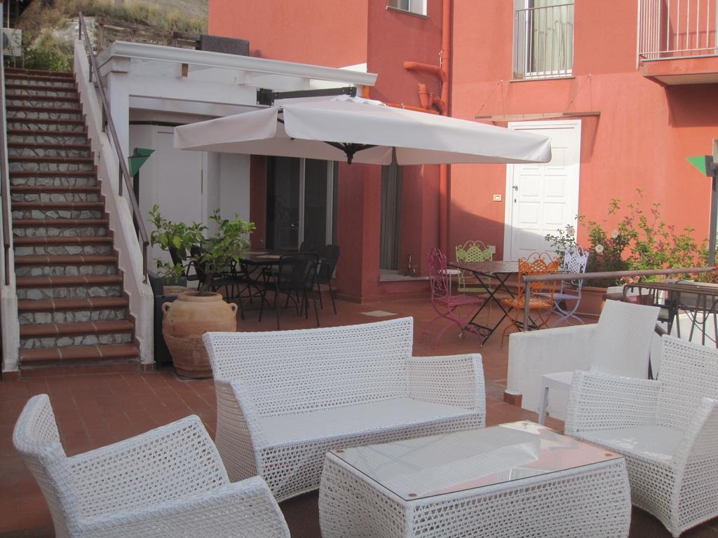 Bnb Casa Rossa Monreale Exteriör bild